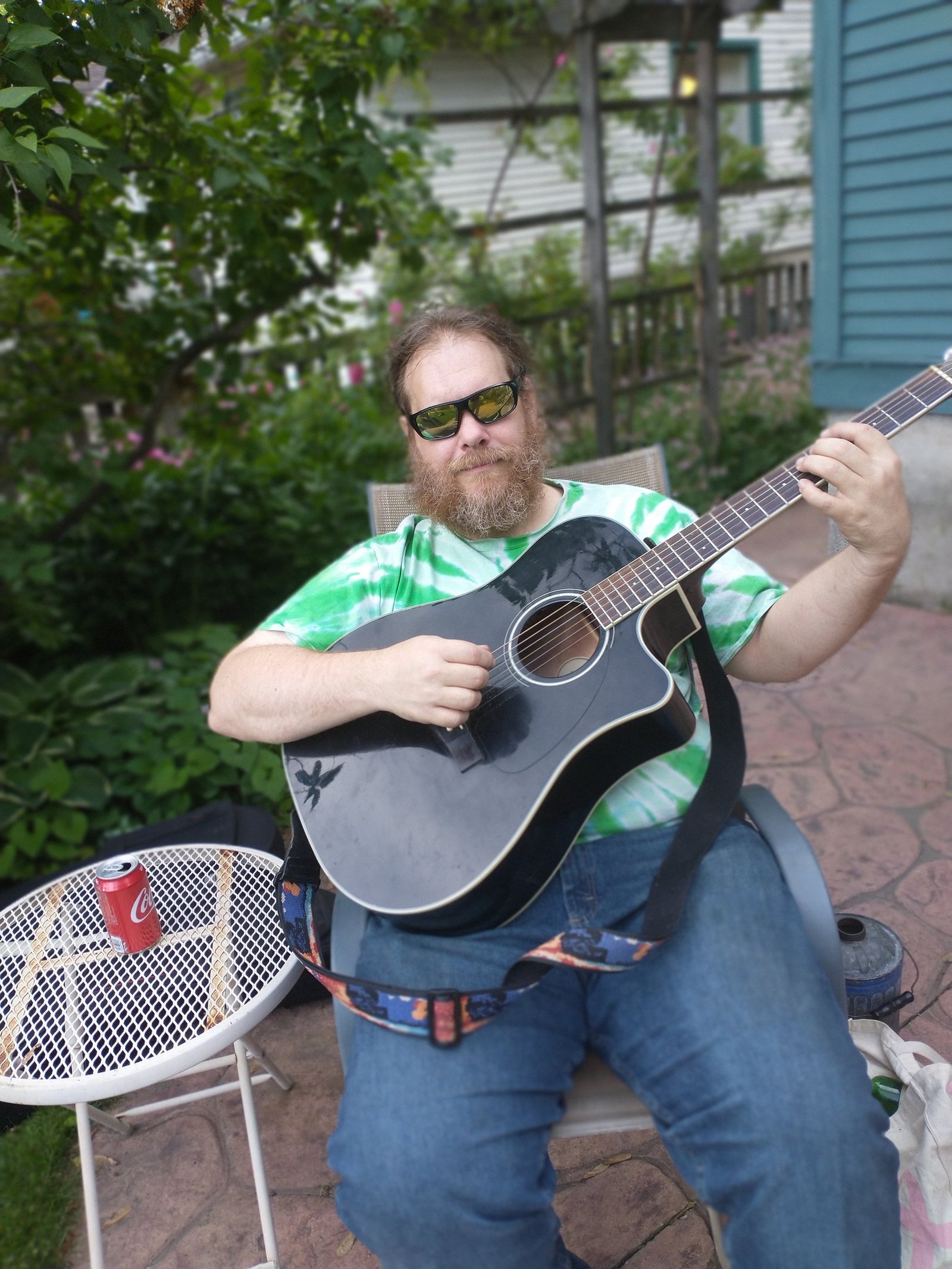 Bill Lawrence of the Fat Chance Jug Band.